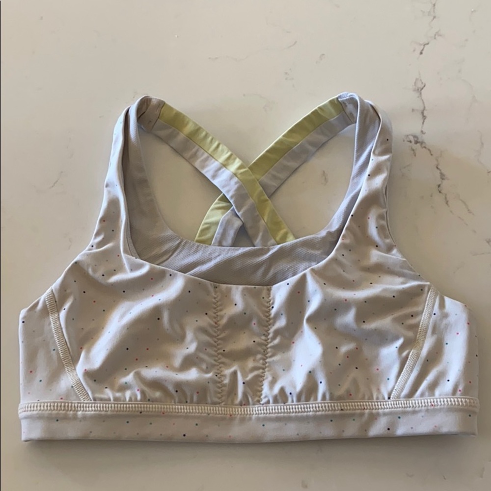 Lululemon sports bra size 8